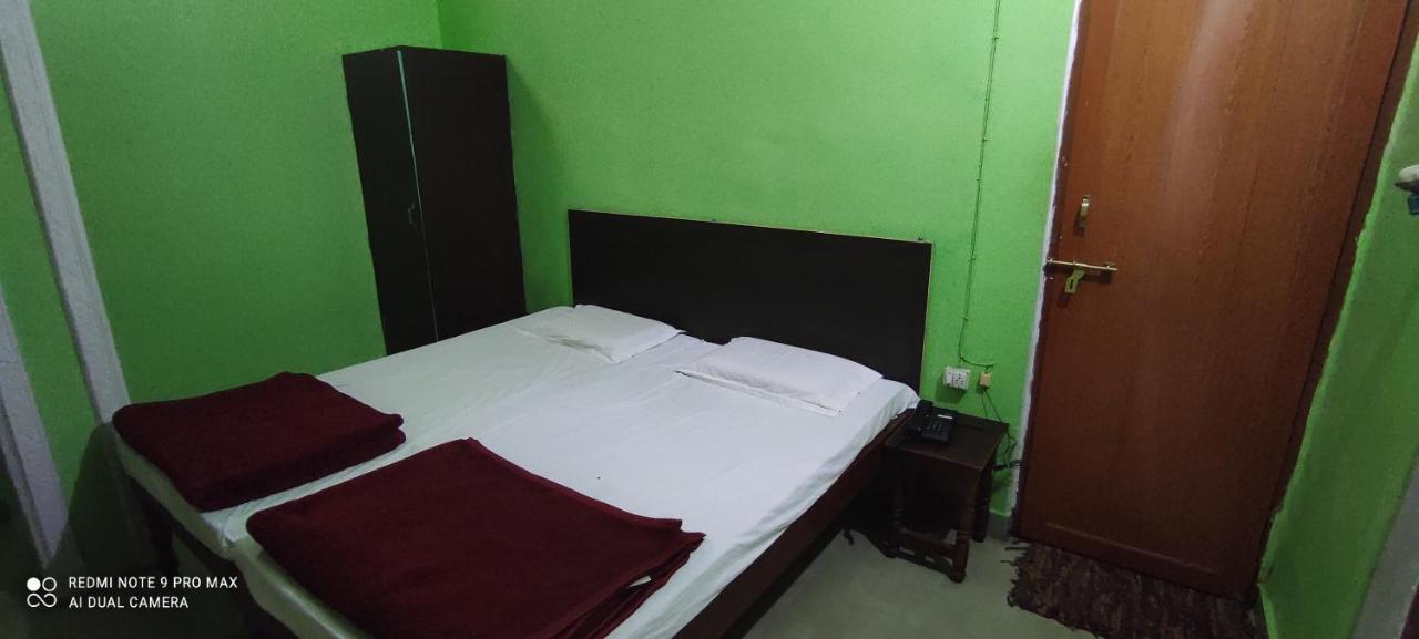 Hotel Avadh Balrāmpur Kültér fotó